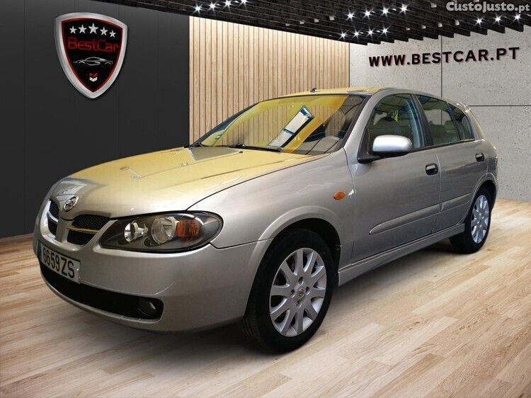 Cinza Usado 2005 Nissan Almera Carrinha | € 3.450 - Imagem 1/1