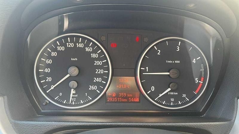 Usado 2006 BMW 320 Sedan | € 6.000 (Bom preço) - Imagem 1/4