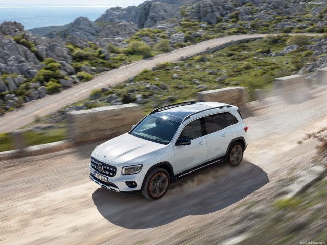 Usado Mercedes GLB200 Progressive 163 HP (119 kW) 2022 Branco SUV