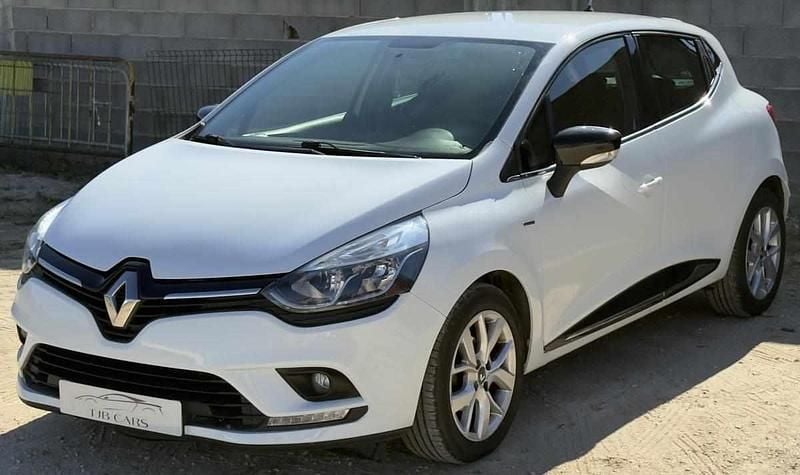 Branco Usado 2019 Renault Clio IV Citadino | € 10.500 (Bom preço) - Imagem 1/4