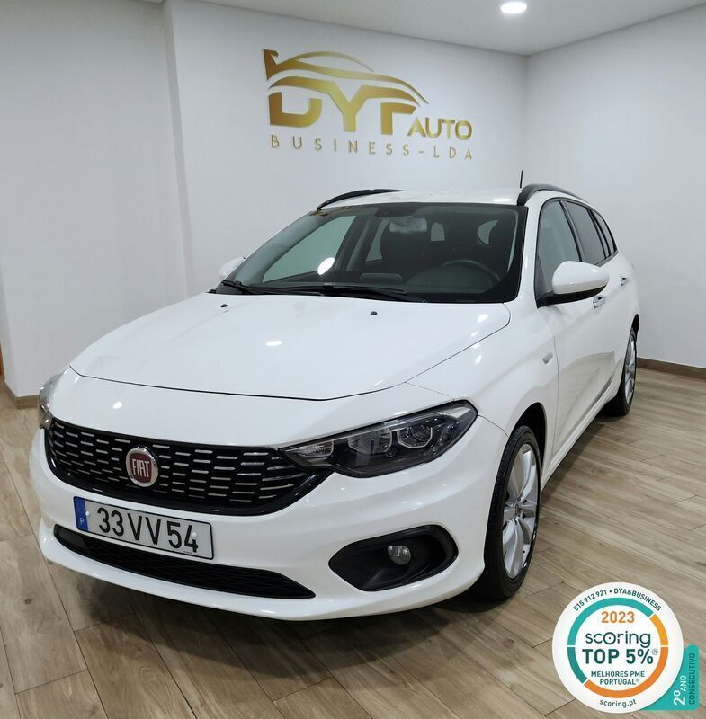 Branco Usado 2018 Fiat Tipo Lounge Carrinha | € 11.990 (Caro) - Imagem 1/4