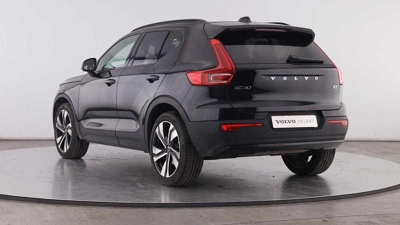 Usado Volvo XC40 163 HP (119 kW) 2026 Preto SUV