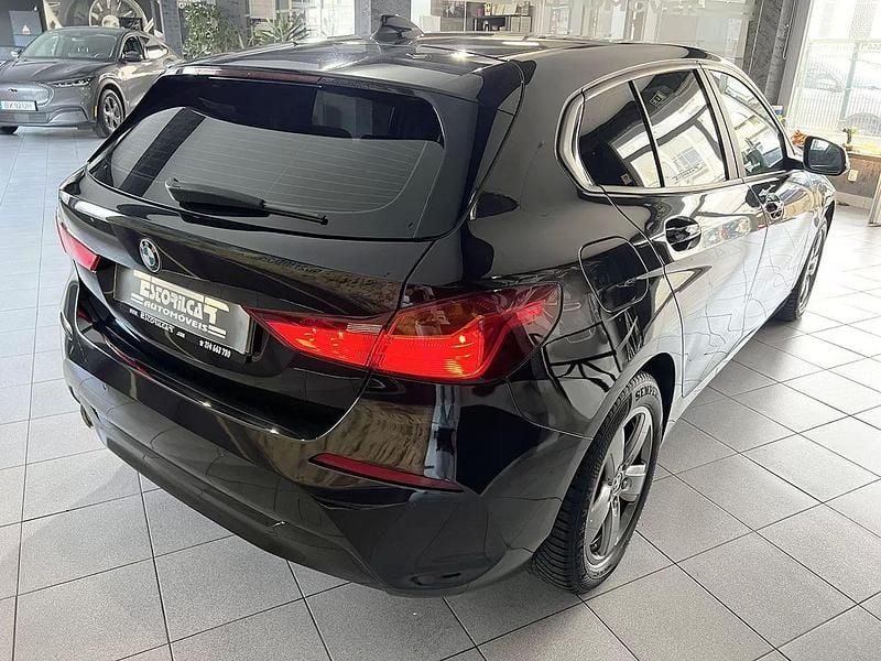 Usado BMW 116 Advantage 116 HP (85 kW) 2021 Preto Citadino