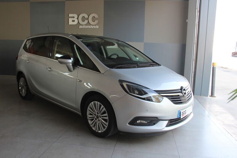 Cinza Usado 2018 Opel Zafira Innovation Monovolume | € 17.990 (Preço elevado) - Imagem 1/4