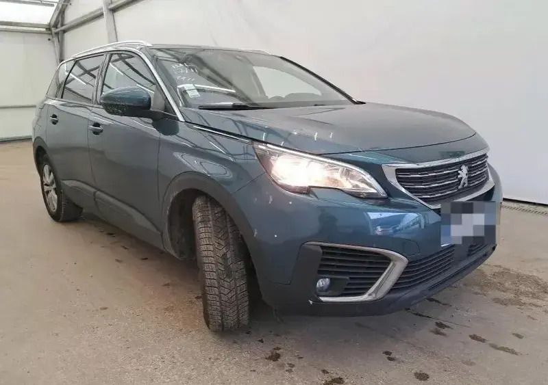 Azul Usado 2019 Peugeot 5008 Active Monovolume | € 21.150 (Preço justo) - Imagem 1/4