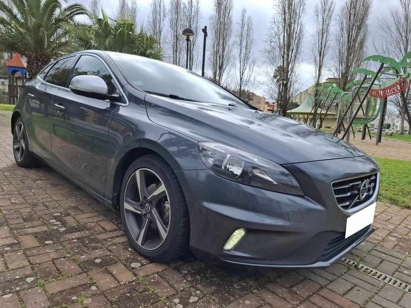 Cinzento Usado 2013 Volvo V40 Carrinha | € 11.980 (Caro) - Imagem 1/4