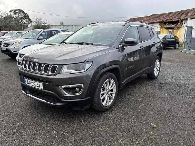 Usado Jeep Compass Limited 120 HP (88 kW) 2021 Cinzento SUV