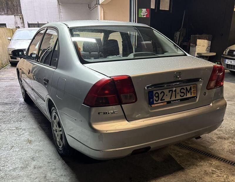 Usado Honda Civic LS 90 HP (66 kW) 2001 Sedan