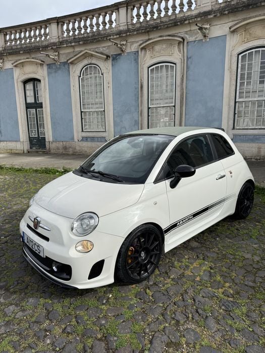 Usado 2014 Abarth 595C Turismo Cabrios | € 16.000 - Imagem 1/4