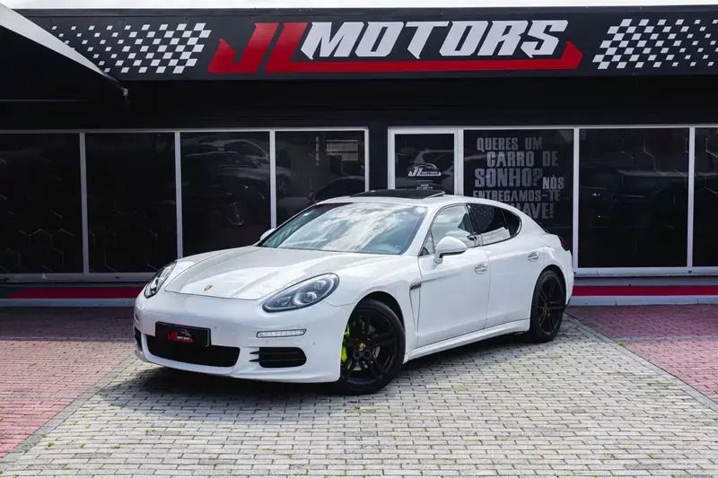 Branco pérola Usado 2014 Porsche Panamera S E-Hybrid Sedan | € 43.900 (Preço elevado) - Imagem 1/4
