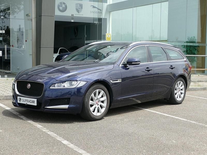 Azul Usado 2018 Jaguar XF Prestige Sedan | € 19.990 (Preço justo) - Imagem 1/4