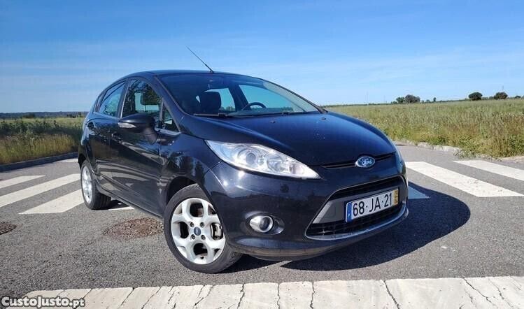 Preto Usado 2010 Ford Fiesta Titanium Citadino | € 4.990 (Preço justo) - Imagem 1/1