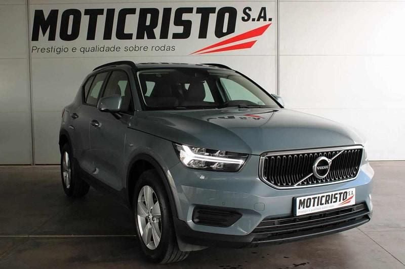 Cinzento Usado 2020 Volvo XC40 SUV | € 25.900 (Preço justo) - Imagem 1/4