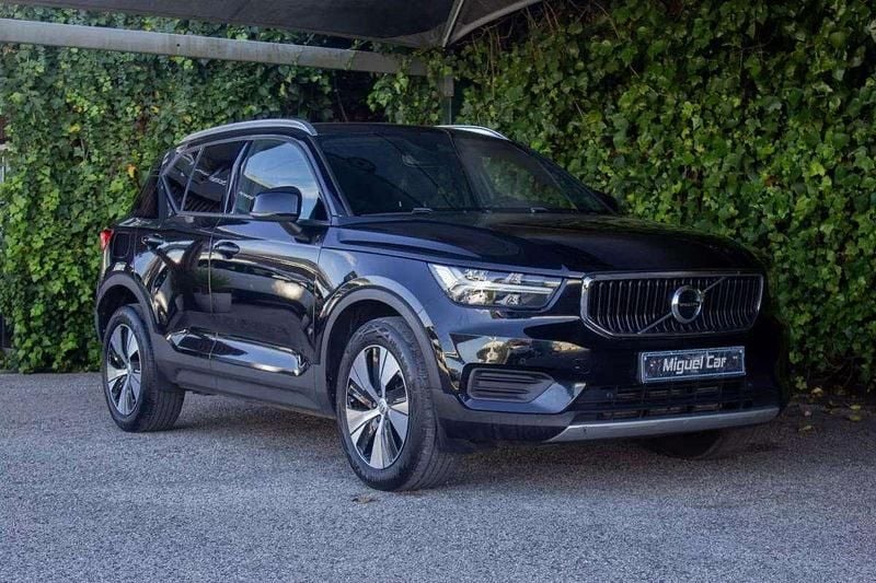 Preto Usado 2020 Volvo XC40 Inscription SUV | € 28.900 (Preço justo) - Imagem 1/4