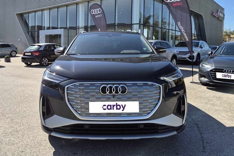 Preto Novo 2025 Audi Q4 e-tron SUV | € 59.990 (Preço elevado) - Imagem 1/4