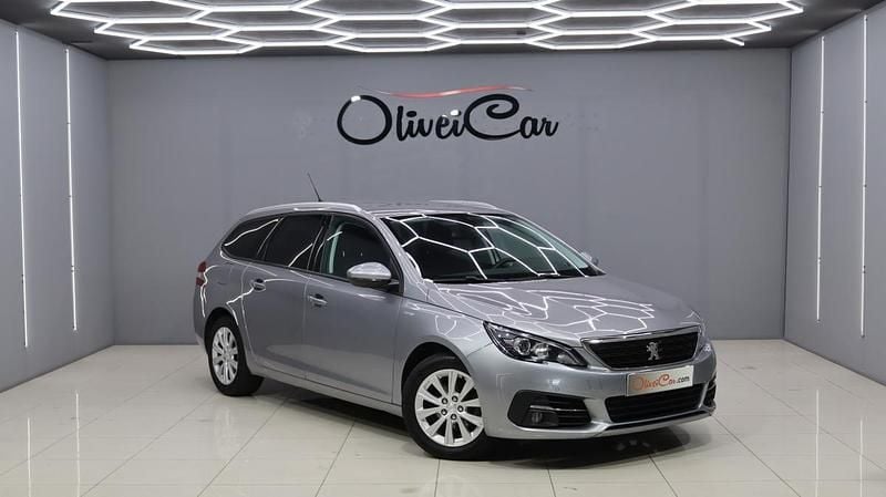 Cinzento Usado 2020 Peugeot 308 Carrinha | € 14.750 (Preço justo) - Imagem 1/4