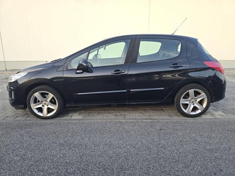 Usado Peugeot 308 109 HP (80 kW) 2009 Sedan