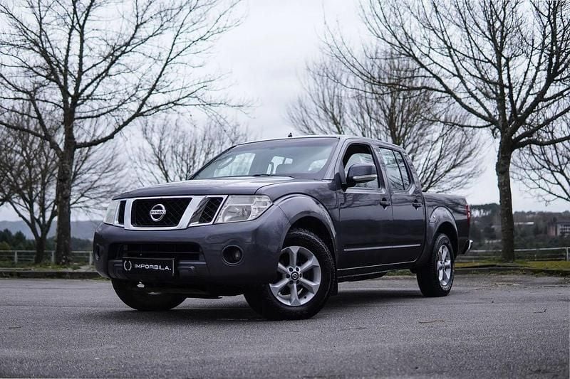 Usado Nissan Navara 190 HP (139 kW) 2013 Cinza Pickup