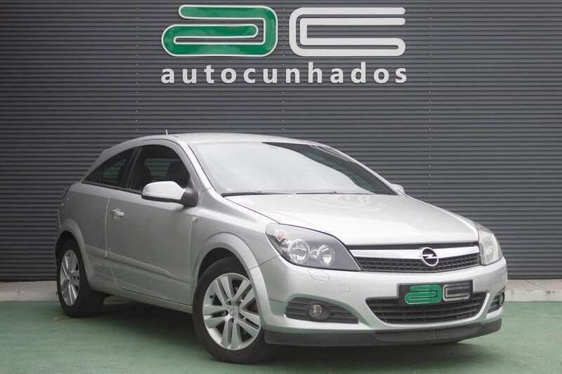 Cinzento Usado 2007 Opel Astra GTC | € 5.950 (Preço justo) - Imagem 1/4