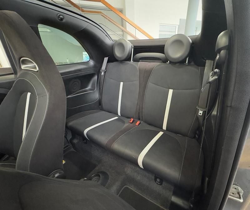 Usado Abarth 500 140 HP (102 kW) 2010 Cinzento