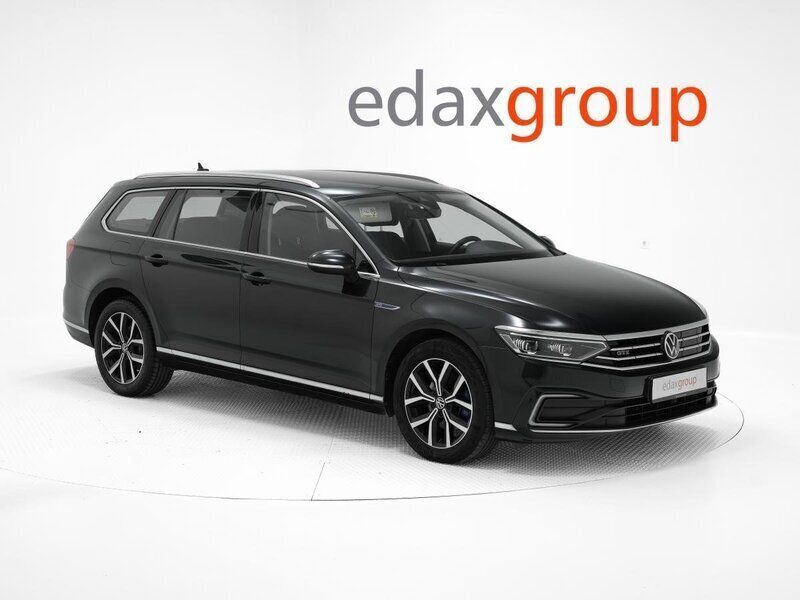 Preto Usado 2021 VW Passat GTE Carrinha | € 25.990 (Preço justo) - Imagem 1/4