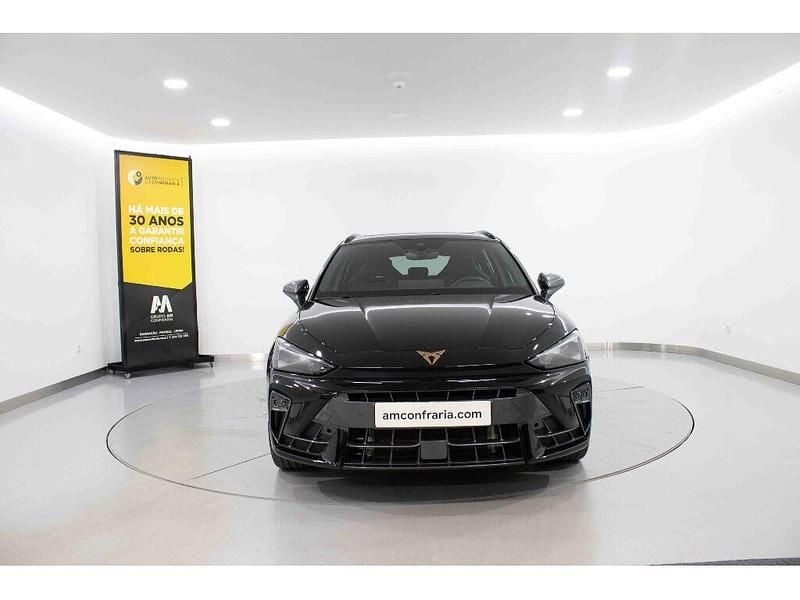 Usado Cupra Leon 150 HP (110 kW) 2024 Preto