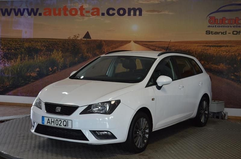 Usado Seat Ibiza 90 HP (66 kW) 2012 Branco