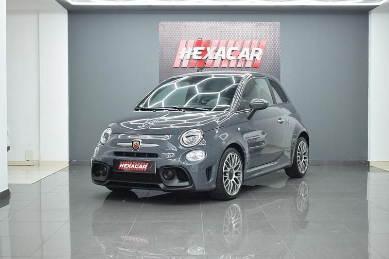 Usado Abarth 500 145 HP (106 kW) 2019 Cinza Citadino