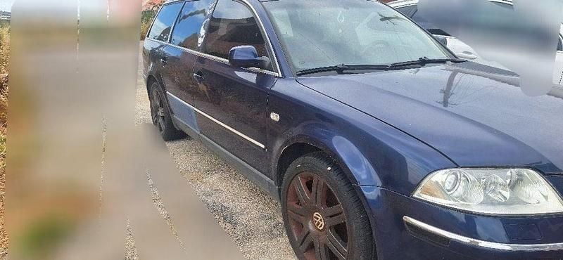 Usado 2002 VW Passat Highline Sedan | € 3.500 (Bom preço) - Imagem 1/4