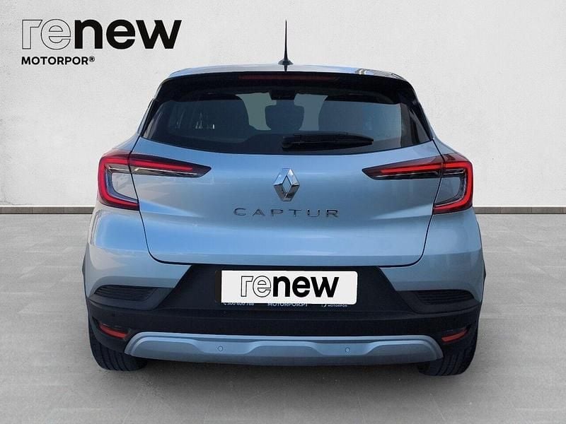 Usado Renault Captur Evolution 101 HP (74 kW) 2023 Cinza SUV