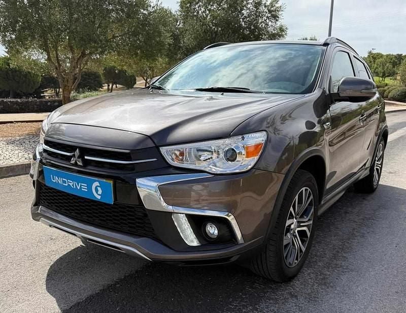 Cinzento Usado 2019 Mitsubishi ASX SUV | € 15.900 (Bom preço) - Imagem 1/4