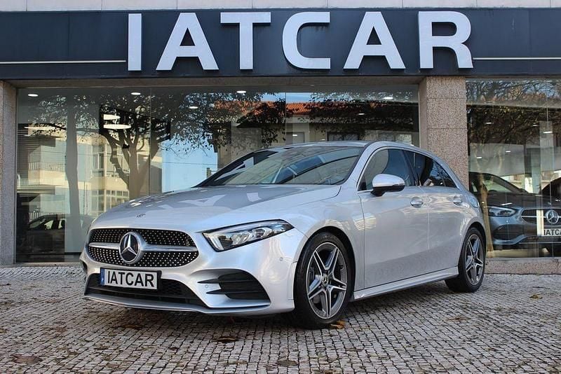 Cinza Usado 2018 Mercedes A180 AMG line Sedan | € 25.900 (Preço justo) - Imagem 1/4