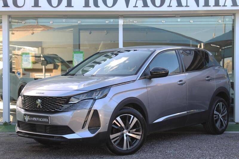 Usado Peugeot 3008 Allure 130 HP (95 kW) 2021 Cinzento Carrinha