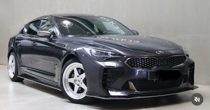 Usado 2018 Kia Stinger GT-Line Sedan | € 26.500 - Imagem 1/4