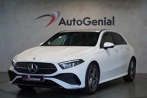 Branco Usado 2023 Mercedes A250 AMG line Citadino | € 36.990 (Preço justo) - Imagem 1/4