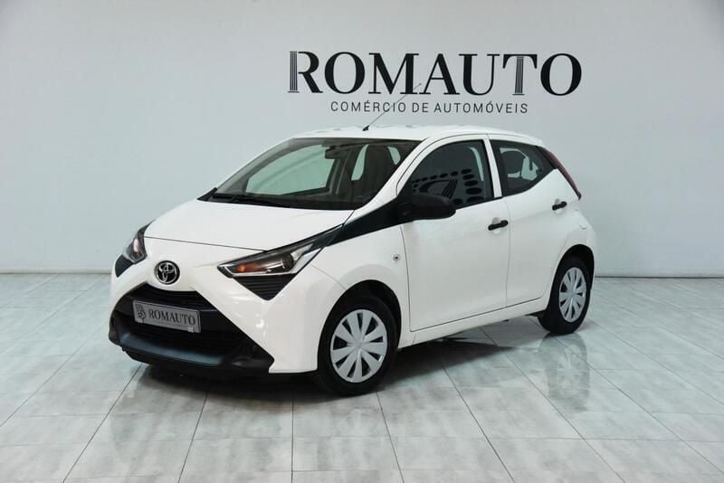 Branco Usado 2020 Toyota Aygo X-play Citadino | € 12.800 (Preço elevado) - Imagem 1/4