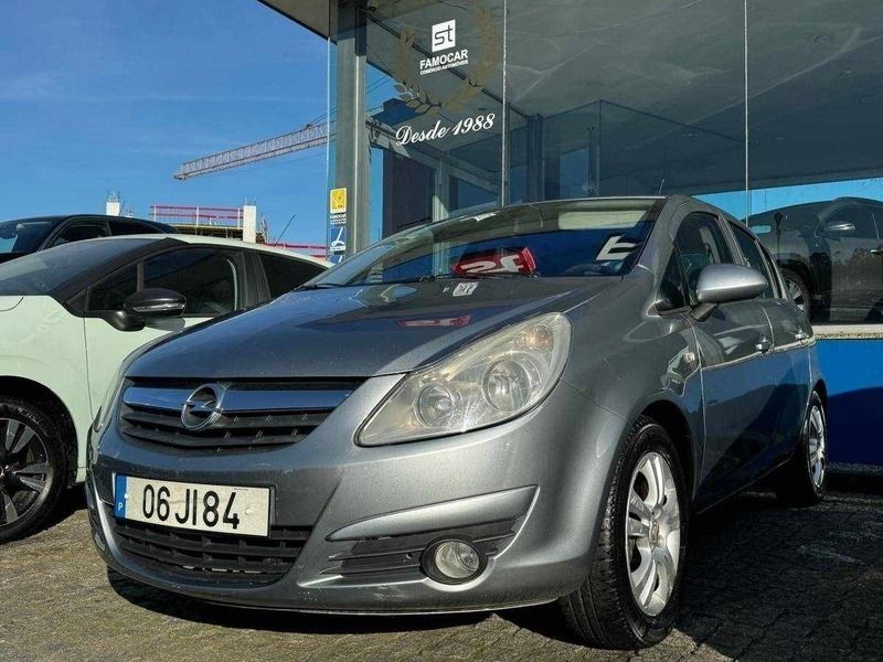 Cinzento Usado 2010 Opel Corsa Eco | € 6.680 (Preço elevado) - Imagem 1/3