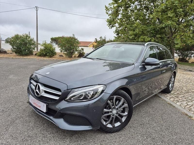 Usado 2016 Mercedes C180 Sedan | € 15.950 (Bom preço) - Imagem 1/4