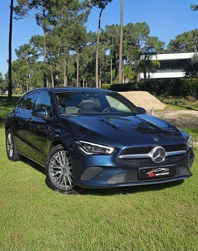 Azul Usado 2021 Mercedes E250 Carrinha | € 26.990 (Super Preço) - Imagem 1/4