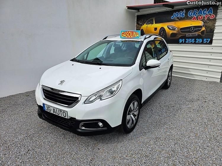Usado Peugeot 2008 Active 109 HP (80 kW) 2015 Branco SUV