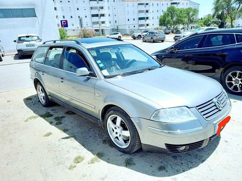 Usado 2002 VW Passat Sedan | € 2.750 (Bom preço) - Imagem 1/4