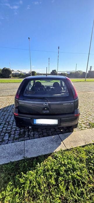Usado Opel Corsa 75 HP (55 kW) 2002 Azul Citadino
