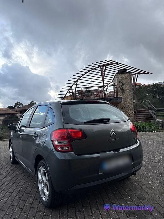 Usado Citroën C3 70 HP (51 kW) 2011 Sedan