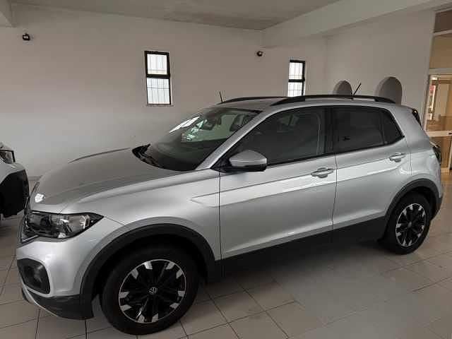 Usado VW T-Cross 110 HP (80 kW) 2023 Cinzento SUV