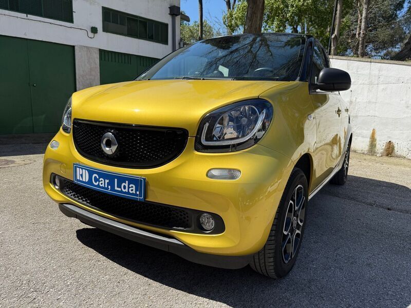 Amarelo Usado 2018 Smart ForFour Passion | € 10.950 (Bom preço) - Imagem 1/4