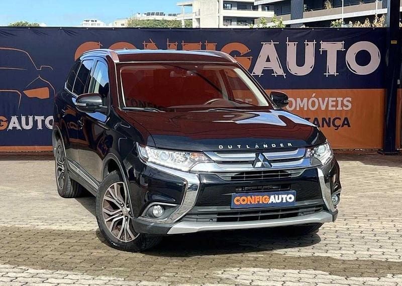 Preto Usado 2018 Mitsubishi Outlander SUV | € 19.990 - Imagem 1/2