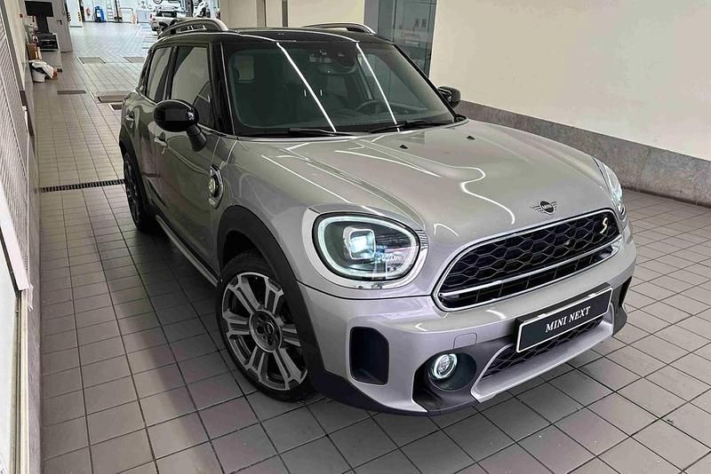 Vermelho Usado 2023 Mini Cooper SE Classic Citadino | € 37.900 - Imagem 1/4