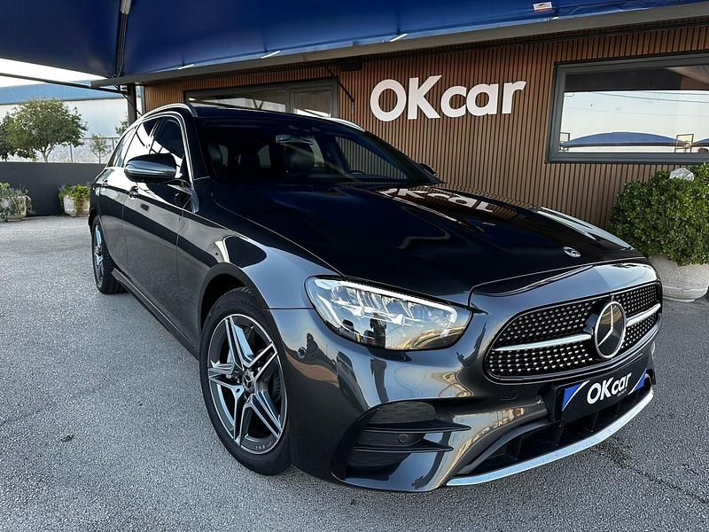 Cinza Usado 2022 Mercedes E300 AMG line Carrinha | € 43.500 (Preço justo) - Imagem 1/4