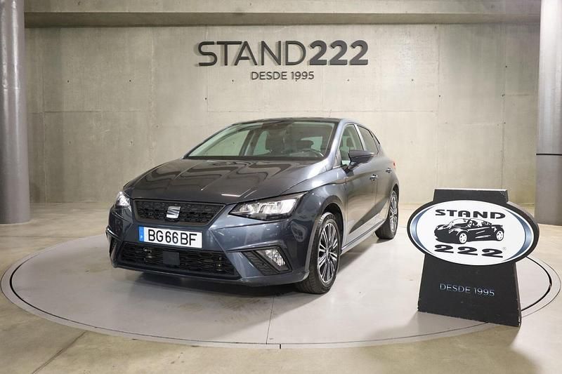 Cinza Usado 2023 Seat Ibiza Style | € 16.450 (Bom preço) - Imagem 1/4