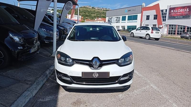 Branco Usado 2015 Renault Mégane GrandTour Bose Edition Carrinha | € 8.800 (Preço justo) - Imagem 1/4